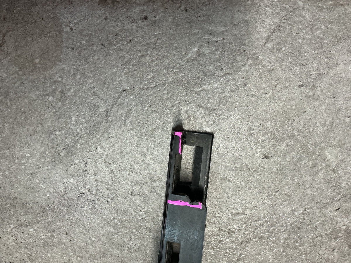2015-2020 Jeep Renegade B1- Right Front Quarter Door Glass- (TAG12240)