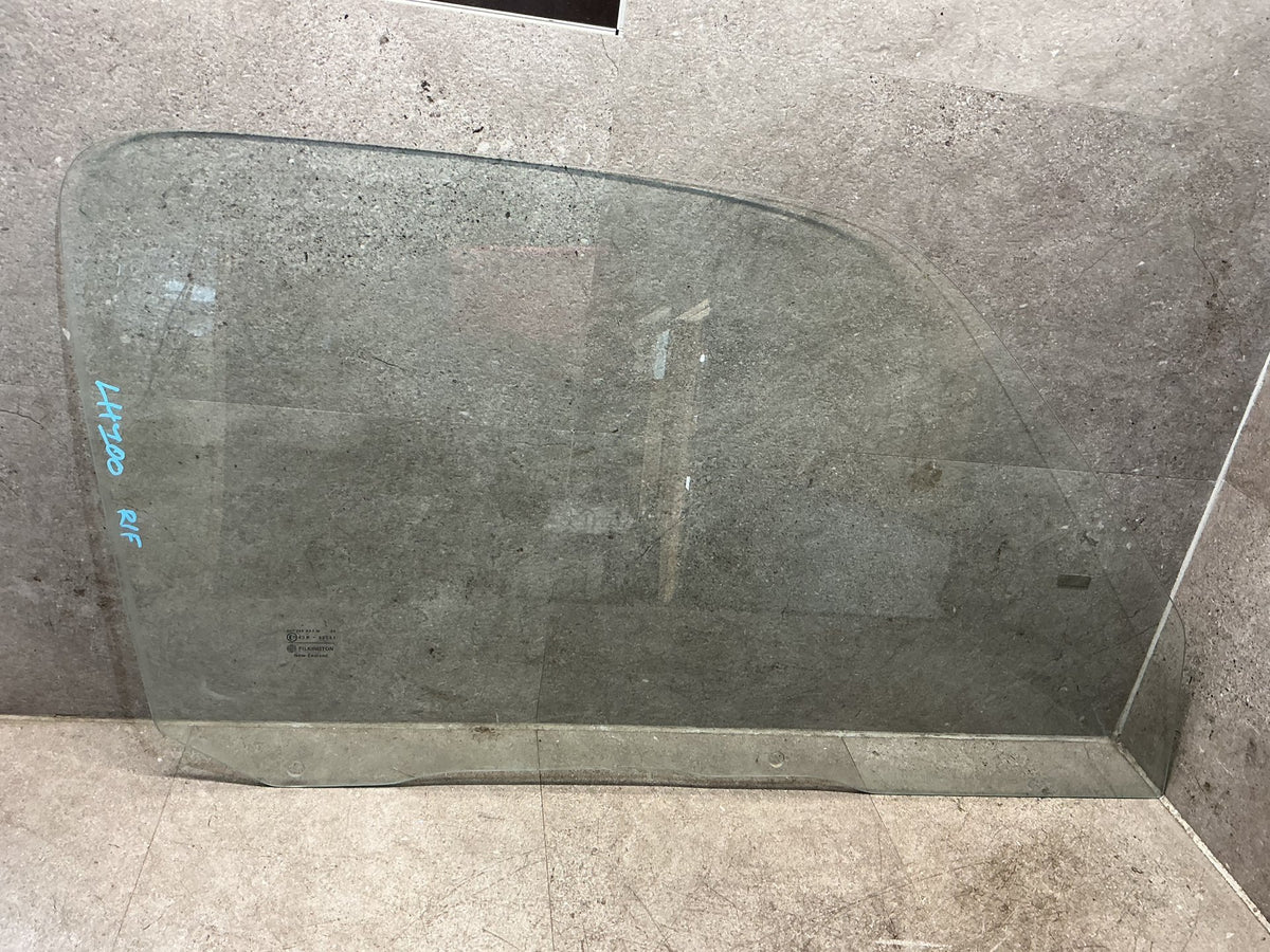 1992-2004 Toyota Hiace H100 - Right Front Door Glass - (TAG19016)