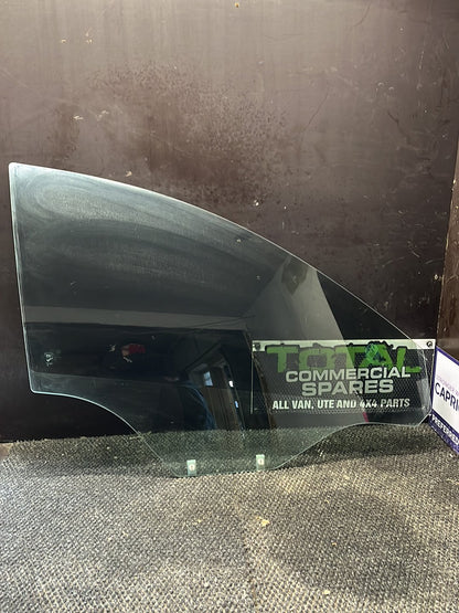 2012 Holden Captiva 7- Right Front Door Window- (TAG8937)