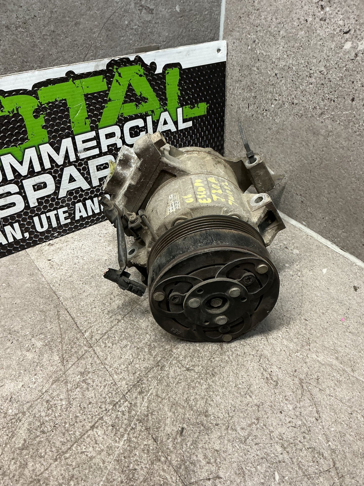 2006 Suzuki Escudo- A/C Compressor- (TAG14937)
