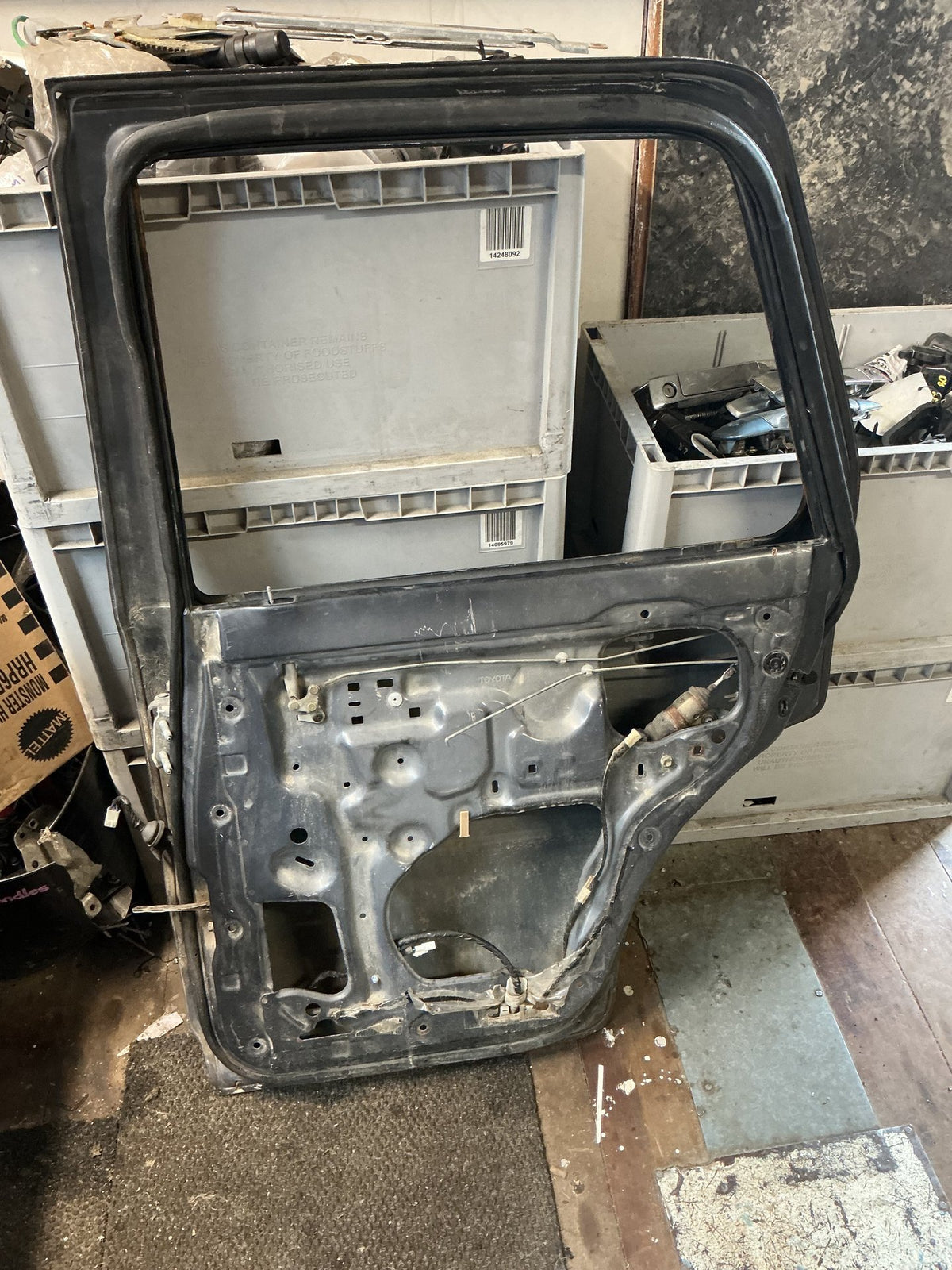 1994 Toyota Hilux Surf KZN130- Right Rear Door Shell- (TAG13559)