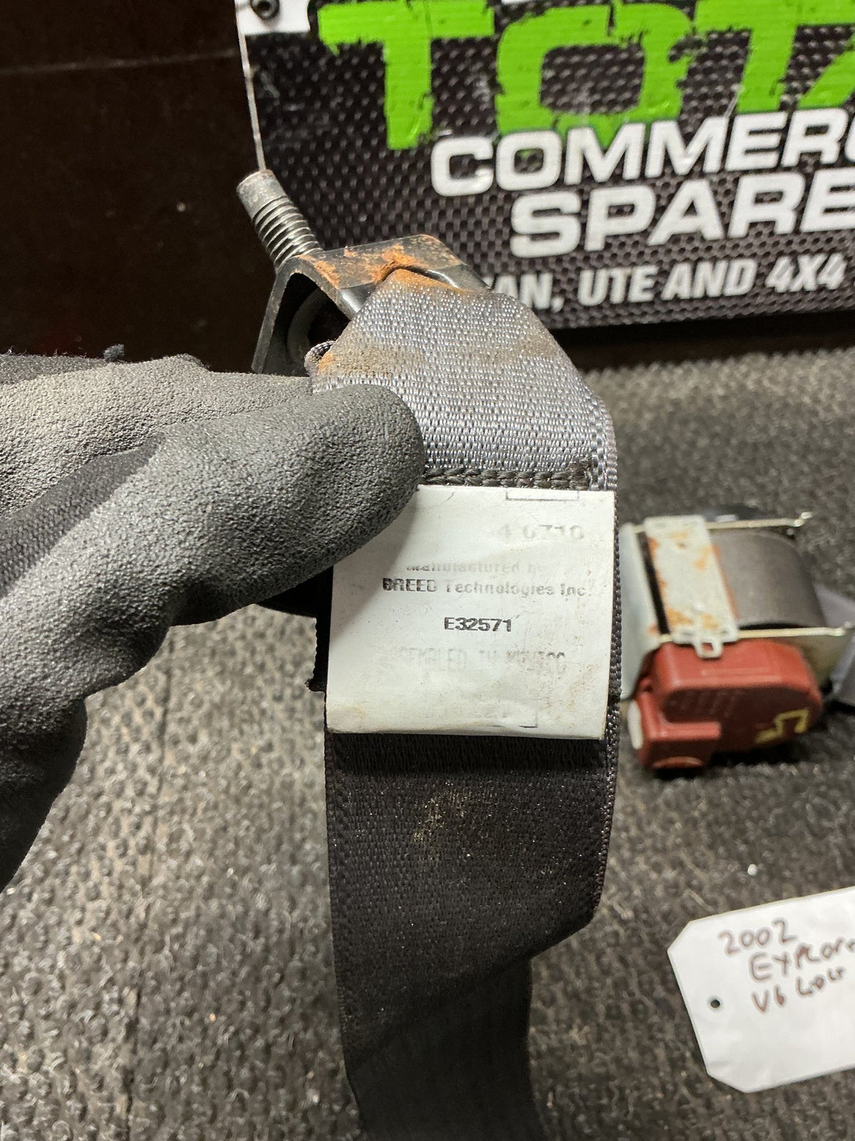 2002 Ford Explorer 0W029- Left Front Seat Belt- (TAG10811)