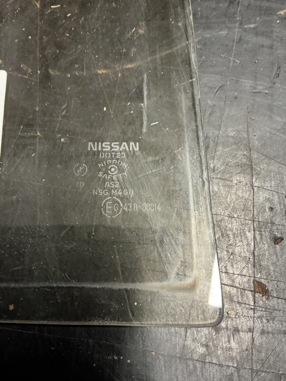 1990 Nissan Safari - Left Rear Quarter Door Glass - (TAG18659)
