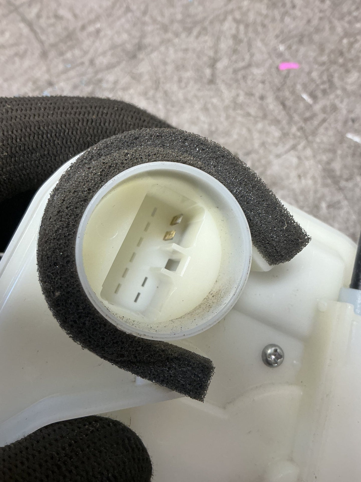 2021 Mitsubishi Outlander GF8- Left Rear Door Lock Actuator- (TAG16899)