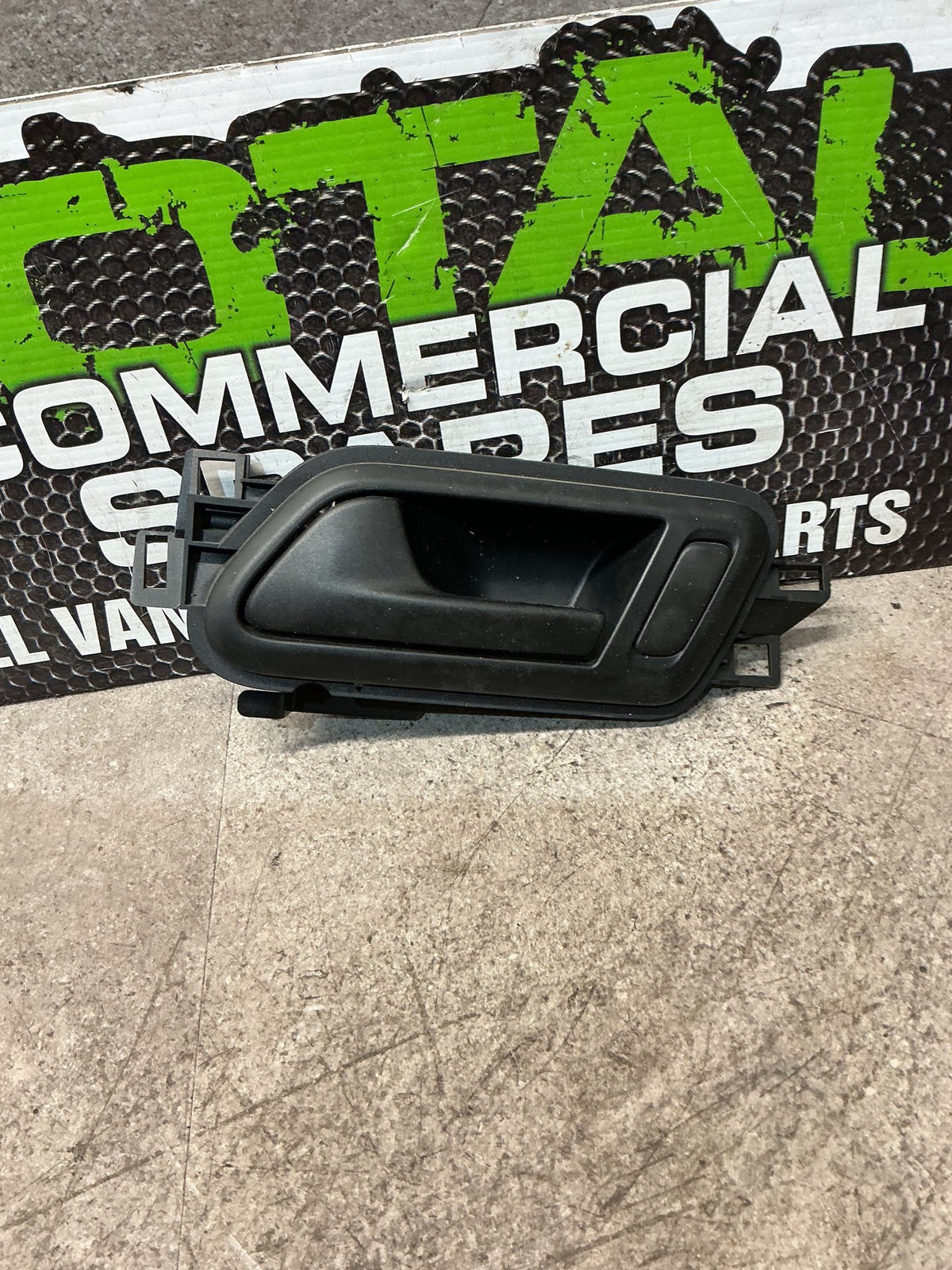 2013 Volkswagen Amarok- Left Front Door Interior Handle- (TAG15445)