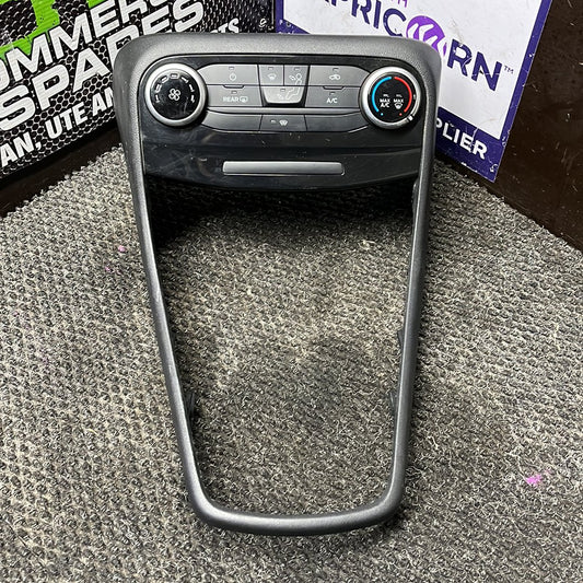 2021 Ford Puma- Heater Controls- (TAG8141)