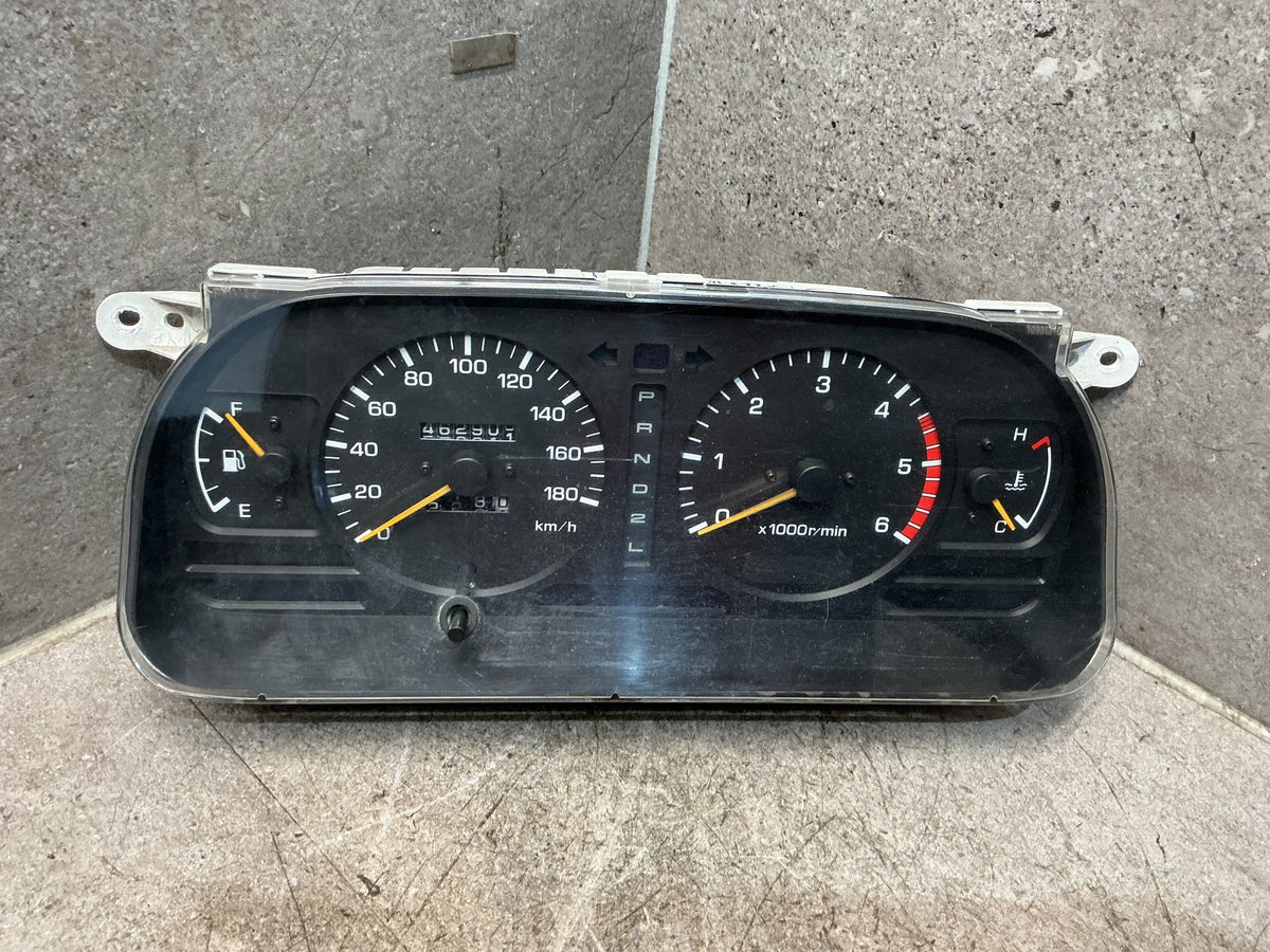 1996-2000 Toyota Land Cruiser J90 - Instrument Cluster - (TAG18026)