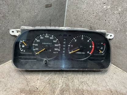 1996-2000 Toyota Land Cruiser J90 - Instrument Cluster - (TAG18026)