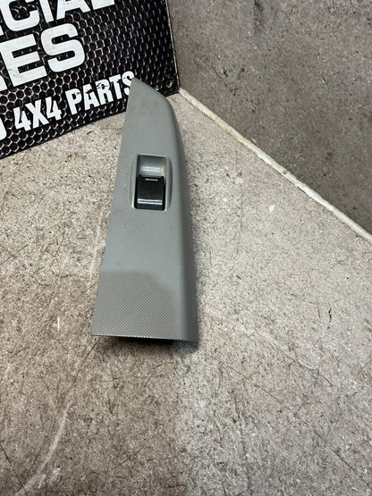 2006 Toyota Hilux- Left Rear Window Switch- (TAG16760)