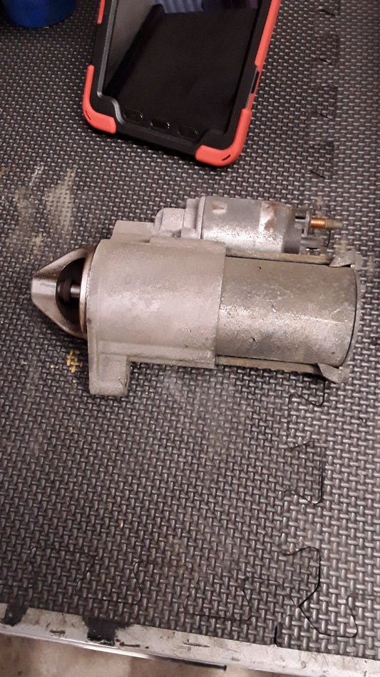 2006 Dodge Nitro- Starter Motor- (TAG468)