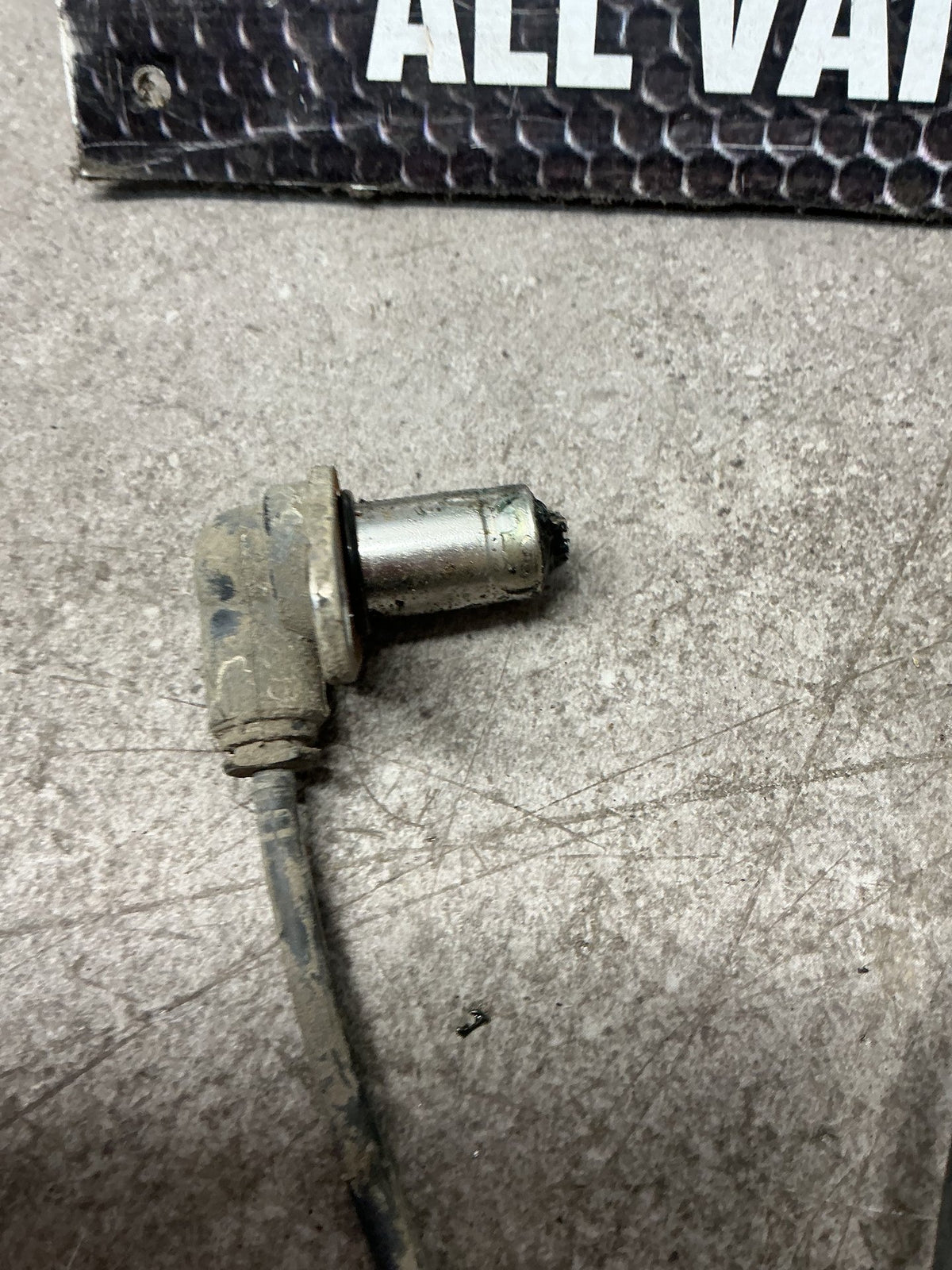 2010 Ford Ranger- Right Rear ABS Sensor- (TAG15185)