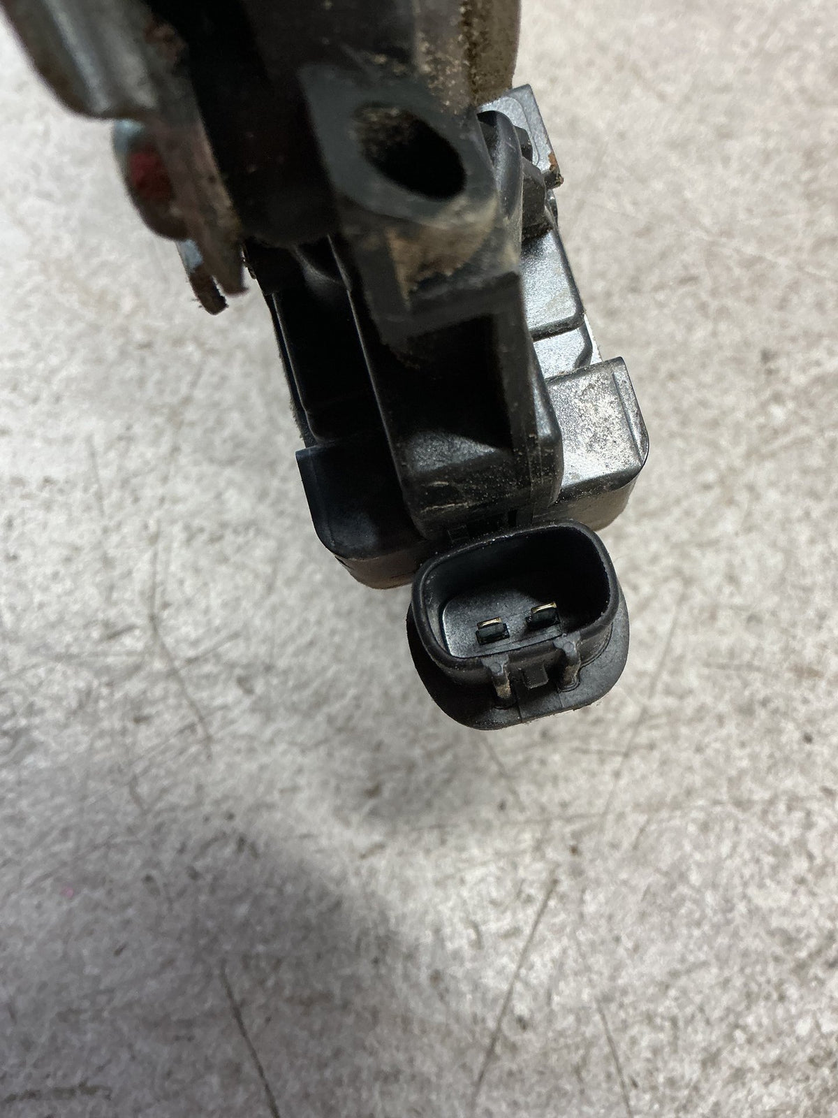 2005-2006 Toyota Hilux VII N20- Right Rear Window Regulator/Motor- (TAG13693)