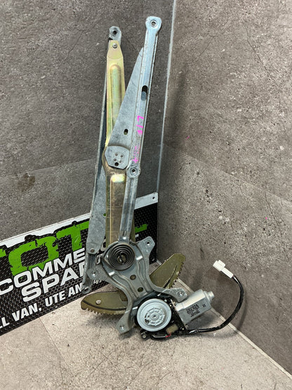 2004 Toyota Estima ACR30 - Left Front Window Regulator/Motor - (TAG16140)