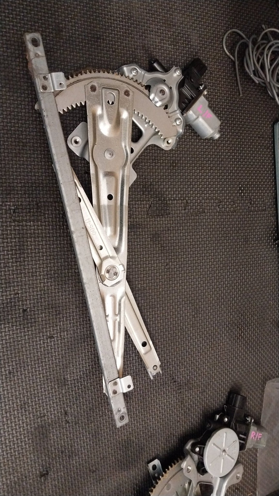 2009-2012 Mitsubishi Outlander II CW*W CW*W- Left Front Window Regulator/Motor- (TAG1230)
