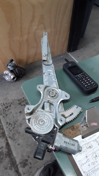 Left Front Window Regulator/Motor- (TAG3131), 508190, 2015, Isuzu, D-Max, Space Cab, TFS