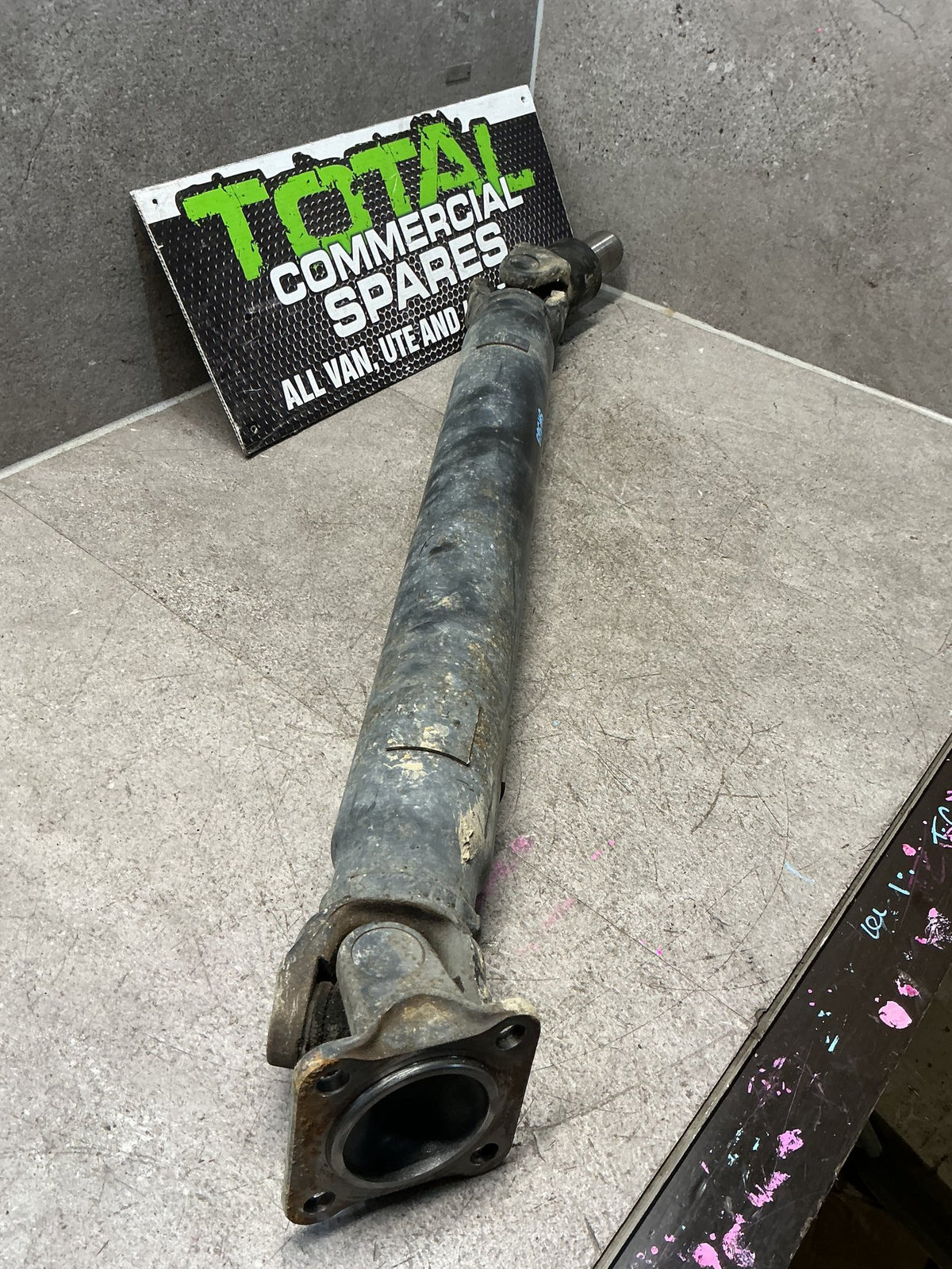 2011 Nissan Caravan VWE25- Rear Prop Shaft- (TAG15184)
