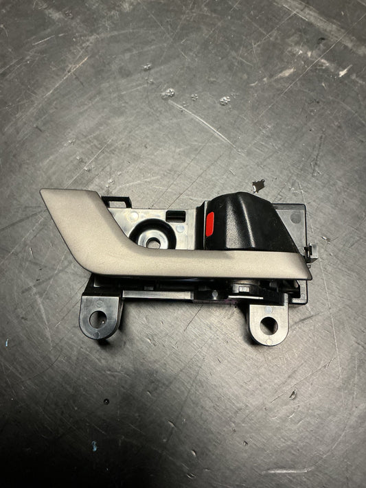2007-2014 Toyota Highlander U40- Right Rear Door Interior Handle- (TAG10827)