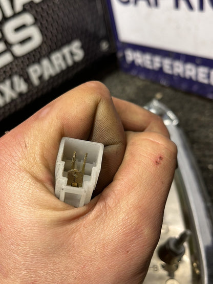 1996 Toyota Hilux LN85- Left Indicator- (TAG8822)