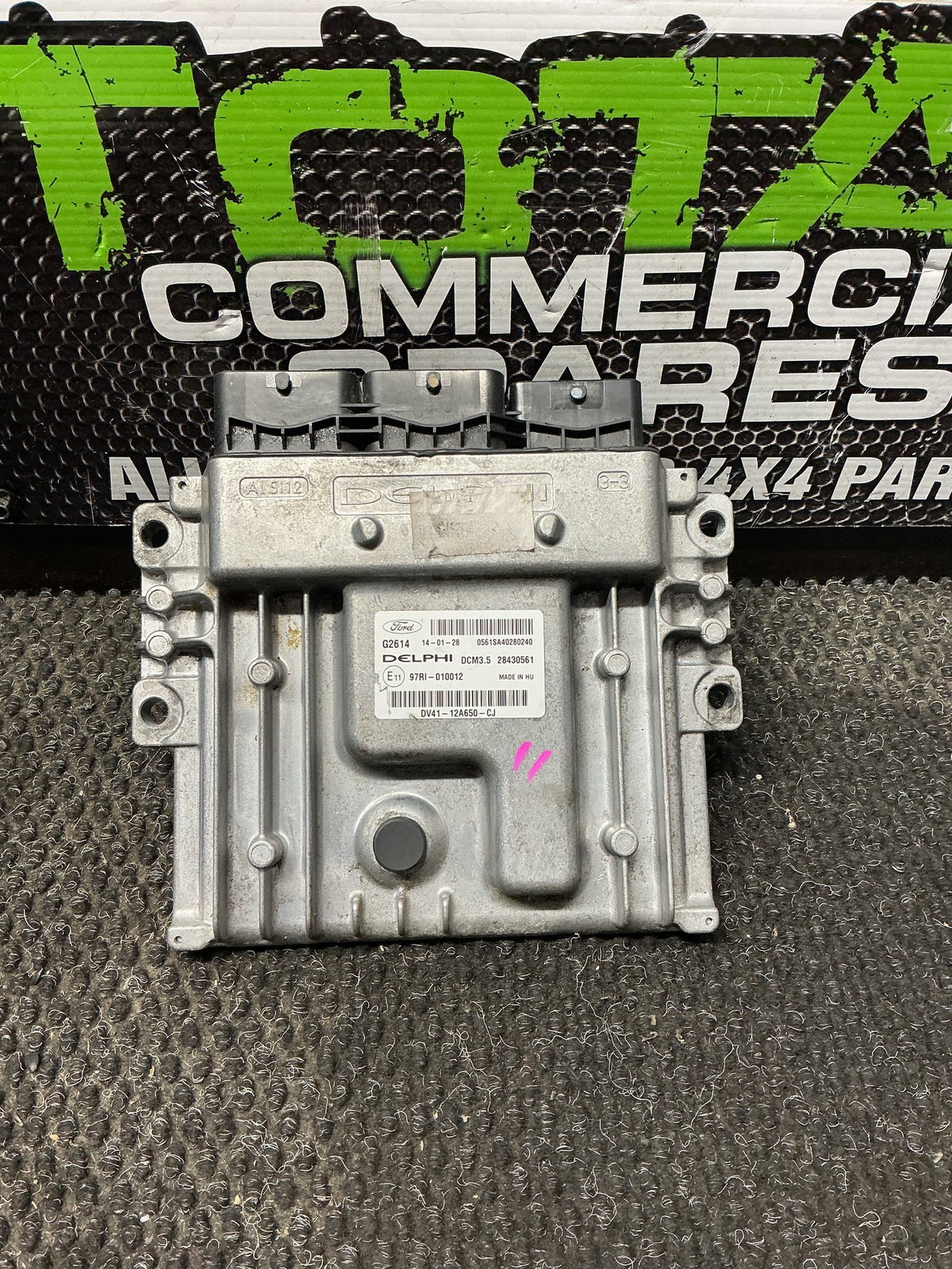 2013 Ford Kuga- ECU- (TAG10180) PN: DV41-12A650-CJ