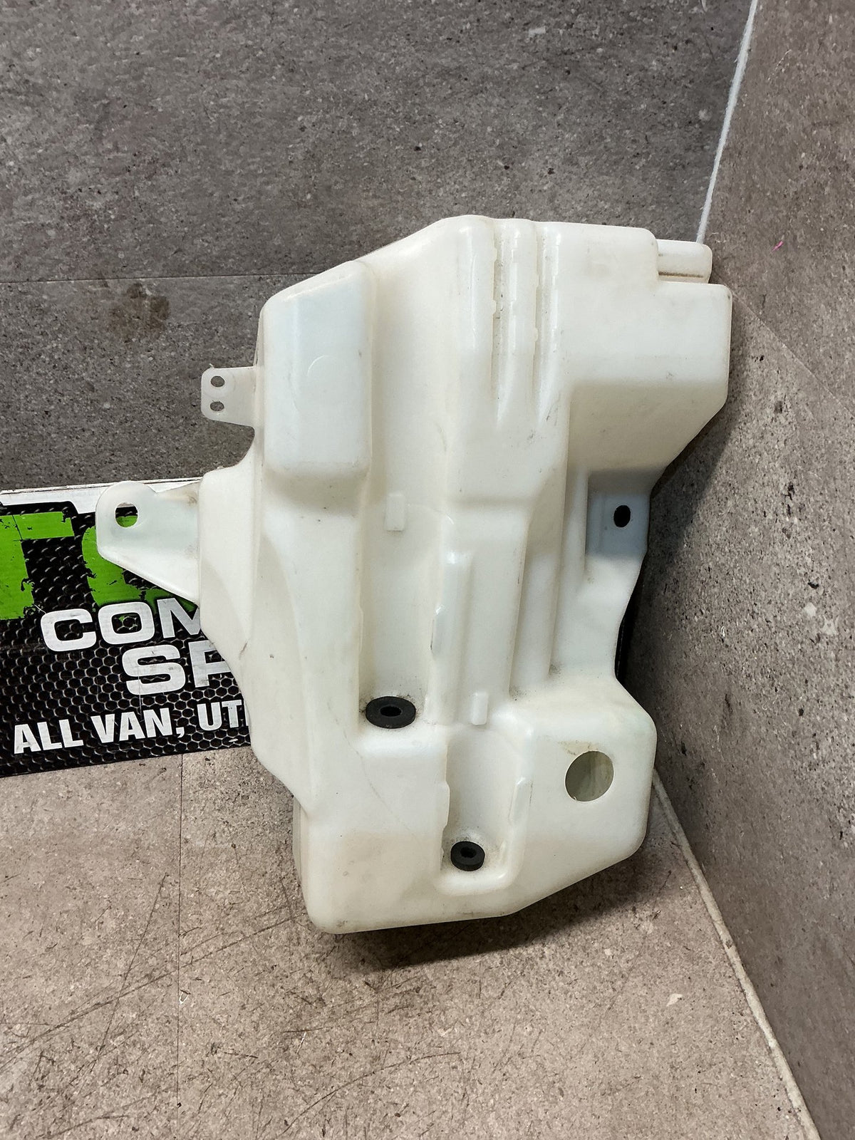 2013 Ford Kuga- Washer Bottle- (TAG17042)