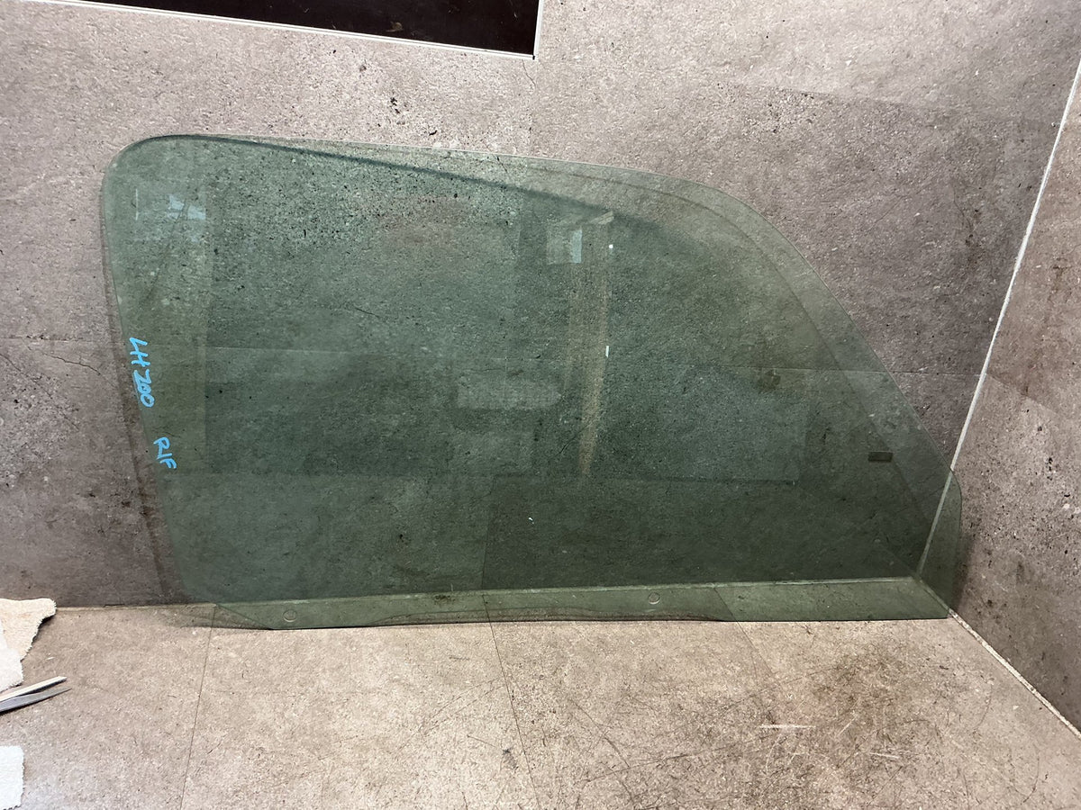 1992-2004 Toyota Hiace H100 - Right Front Door Glass - (TAG19018)