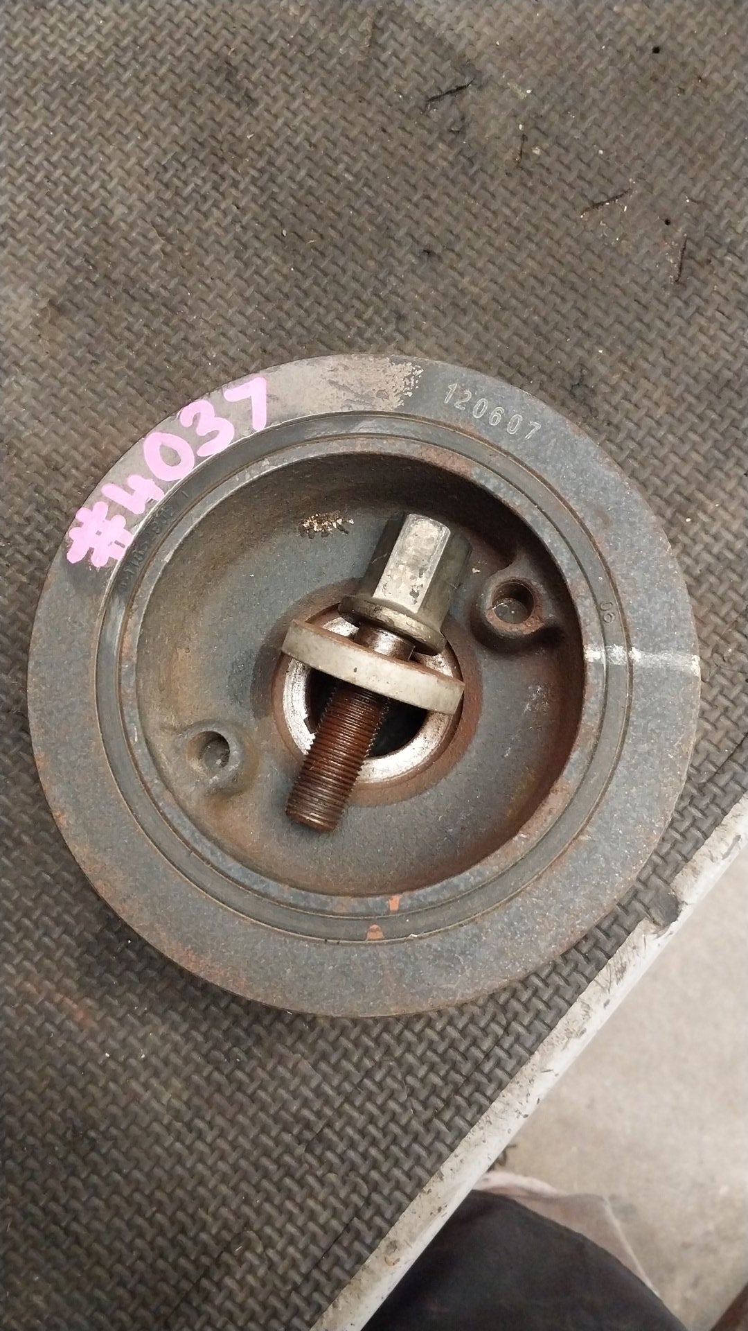 2012 Mitsubishi Triton- Crankshaft Pulley- (TAG4037)