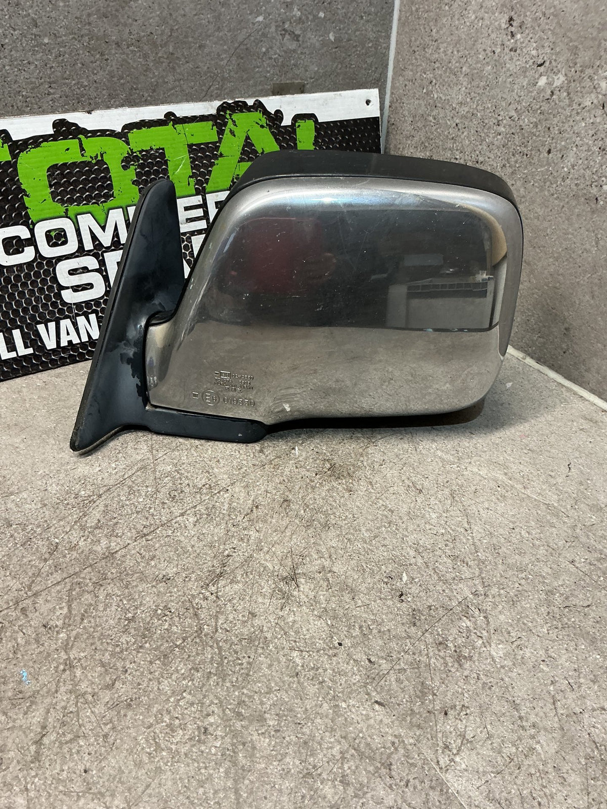 1995-1997 Toyota Land Cruiser J80- Left Door Mirror- (TAG15778)