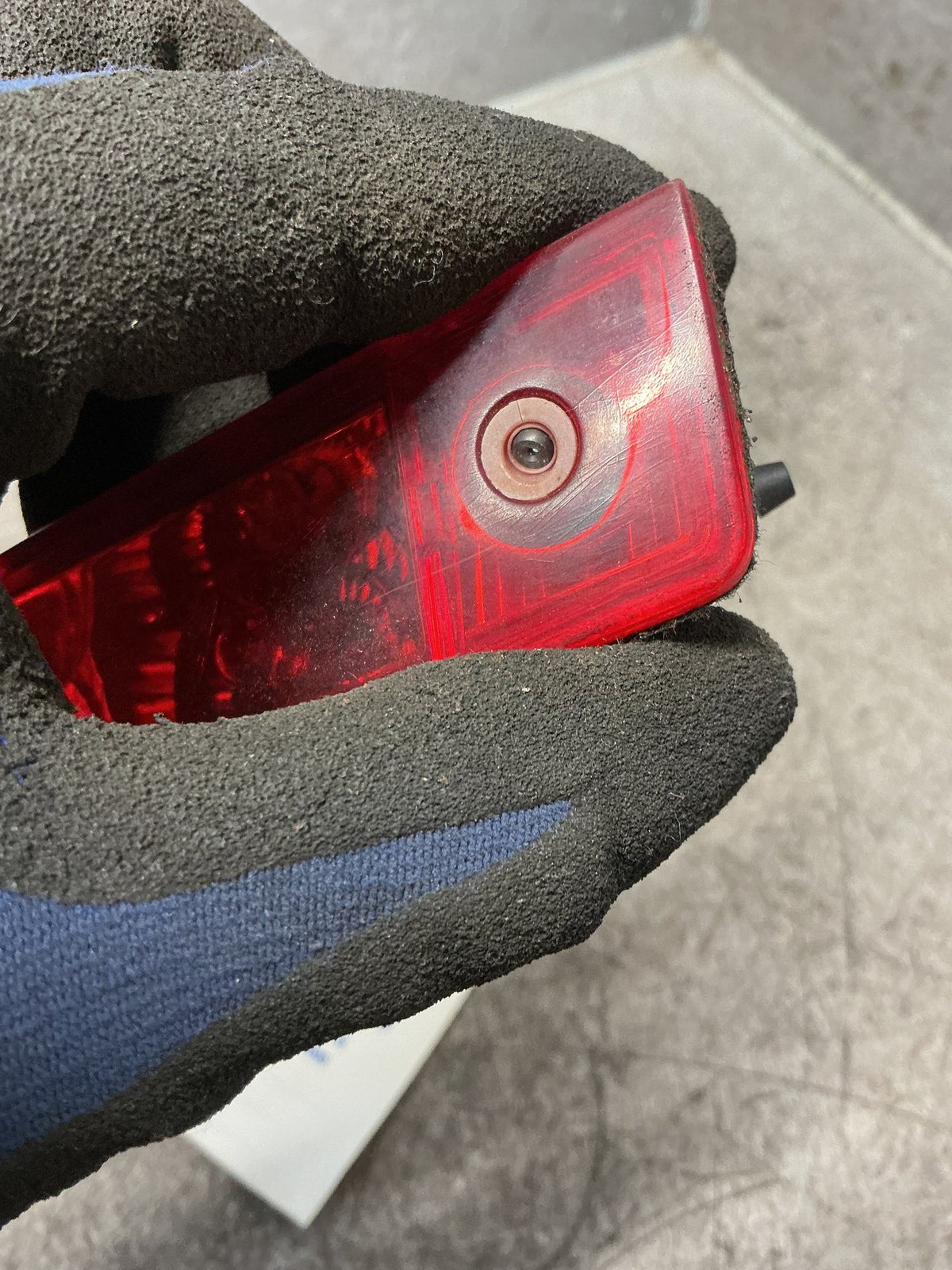2014 Holden Captiva 7 - High Level Stoplight - (TAG18232)