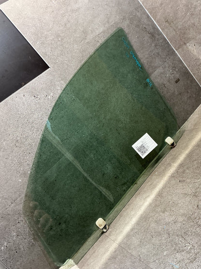 2004 Mitsubishi Outlander CW5W - Right Front Door Glass - (TAG19131)