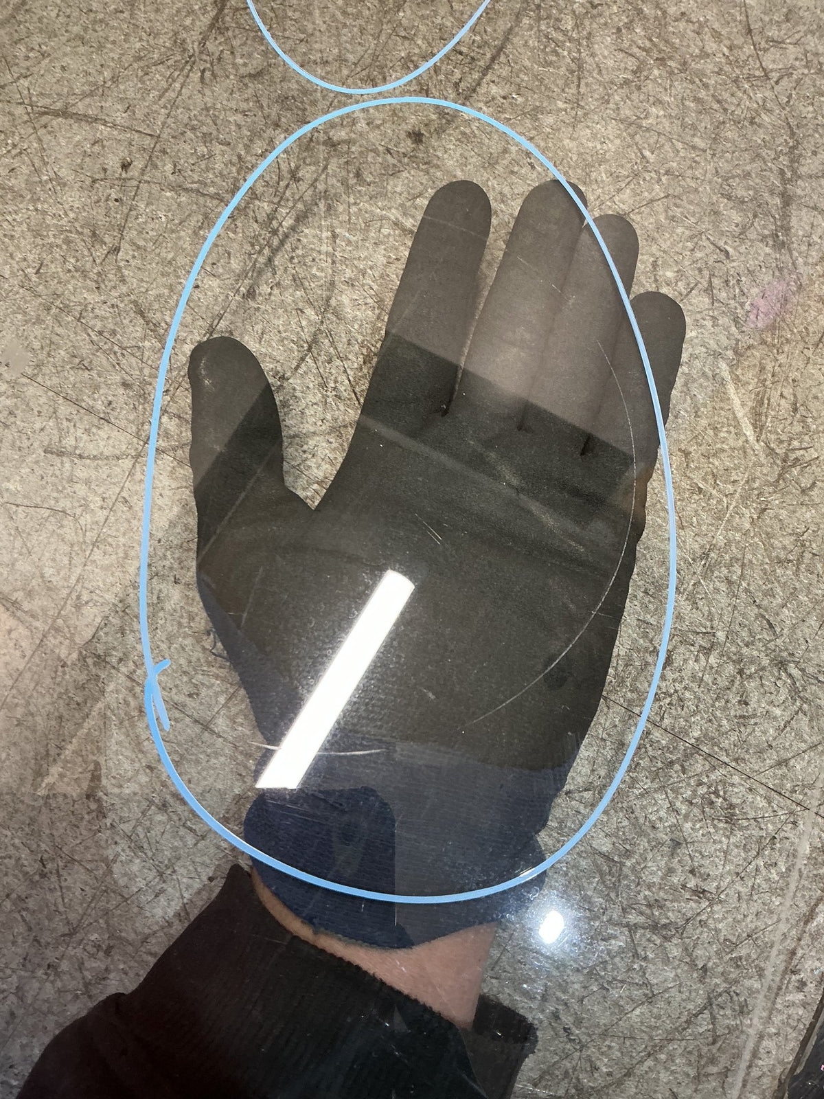 2000-2003 Mitsubishi Pajero V75 - Right Front Door Glass - (TAG18968)