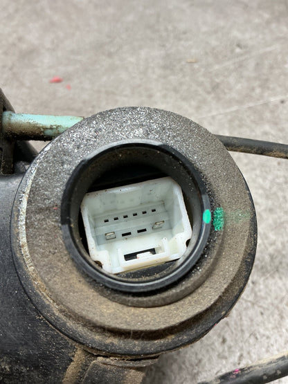 2005-2006 Toyota Hilux VII N20- Right Rear Door Lock Actuator- (TAG13684)