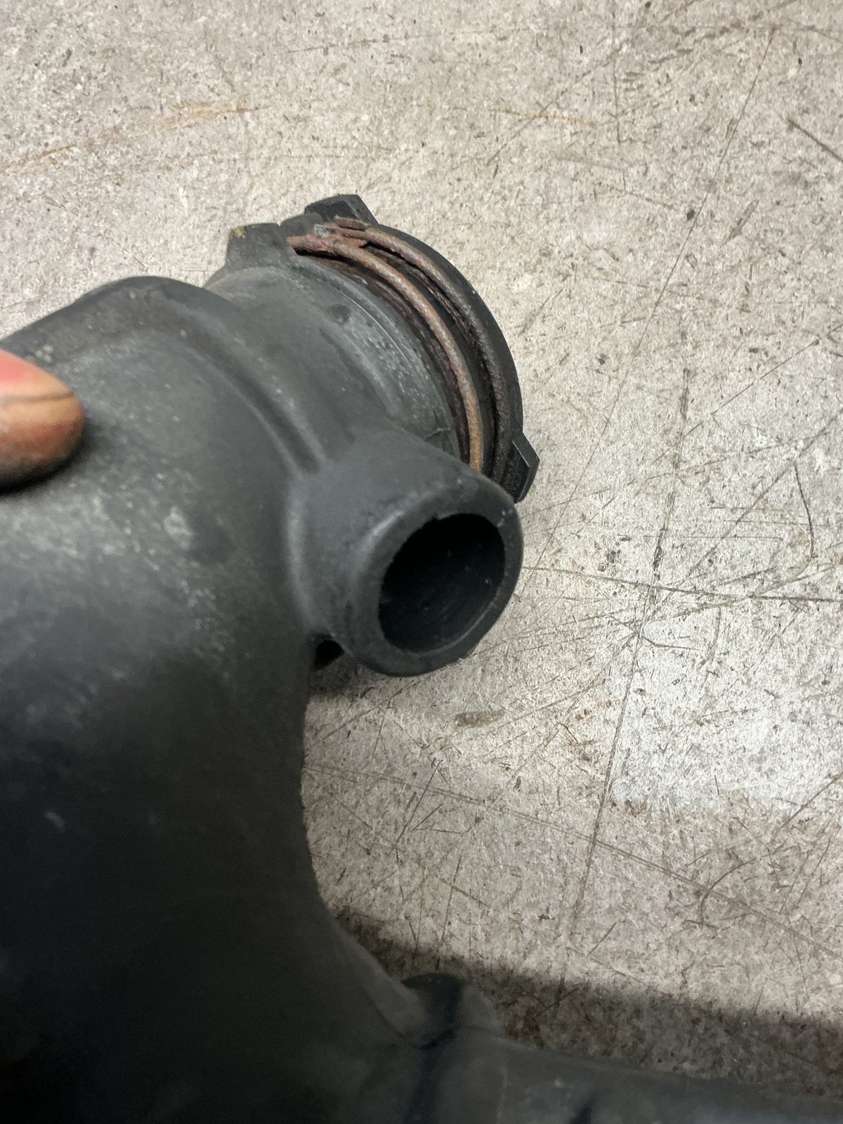 2010-2014 SsangYong Korando- Air Intake Pipe- (TAG17292)