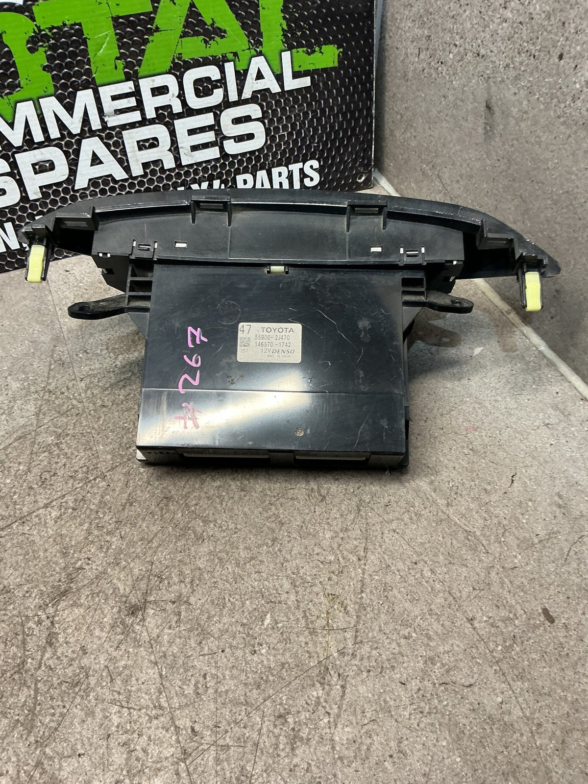 2004 Toyota Estima ACR30- Heater Controls- (TAG16119)