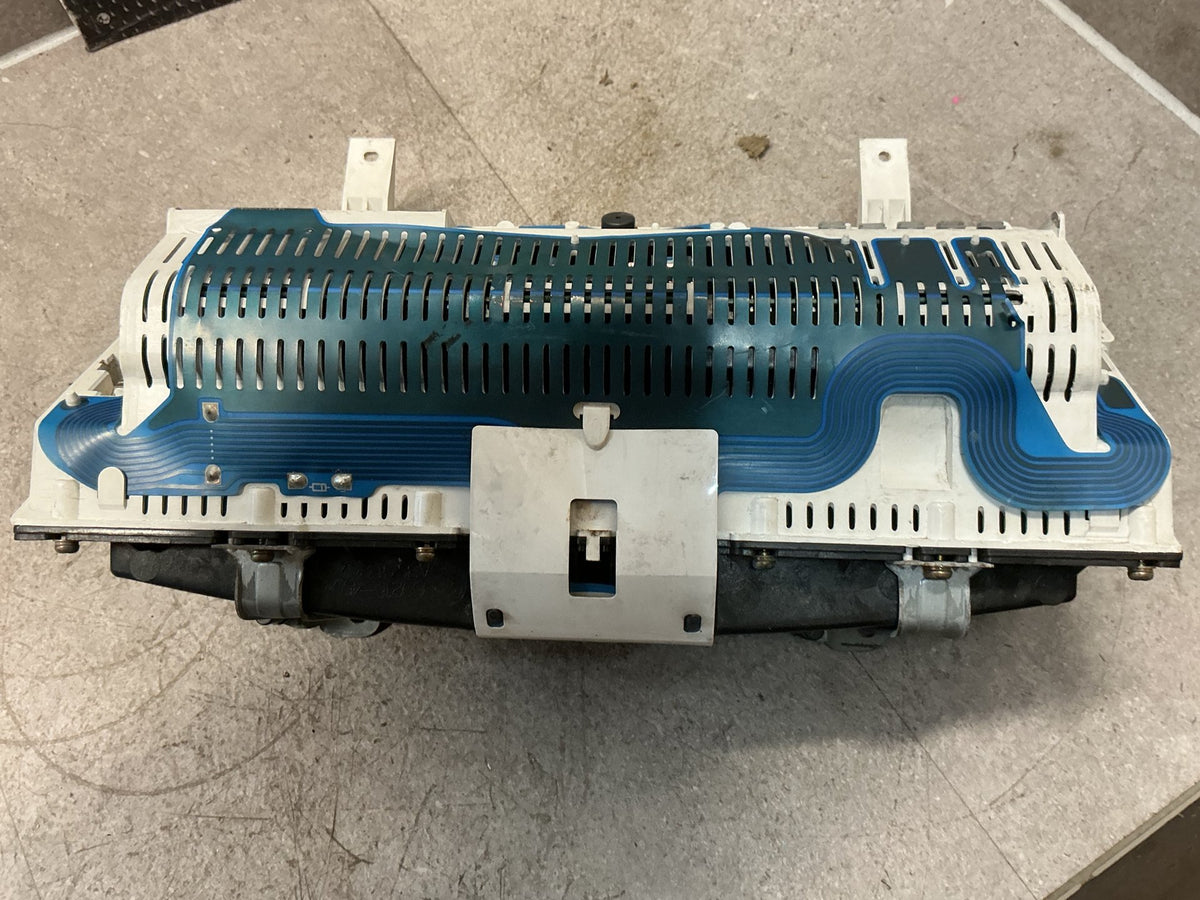 1989-2004 KZH100- Instrument Cluster- (TAG14361)