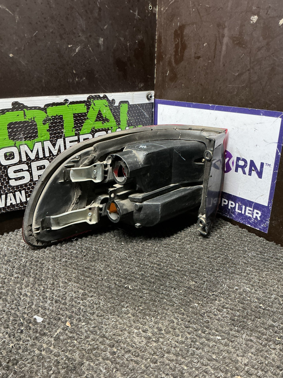 1995 Toyota Previa TCR10- Right Taillight- (TAG9866)