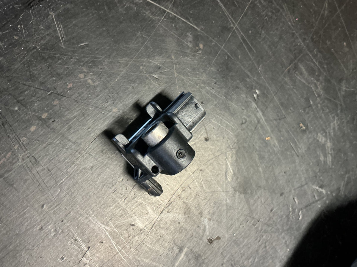 2018 Mitsubishi Outlander- Airbag Sensor- (TAG10368)