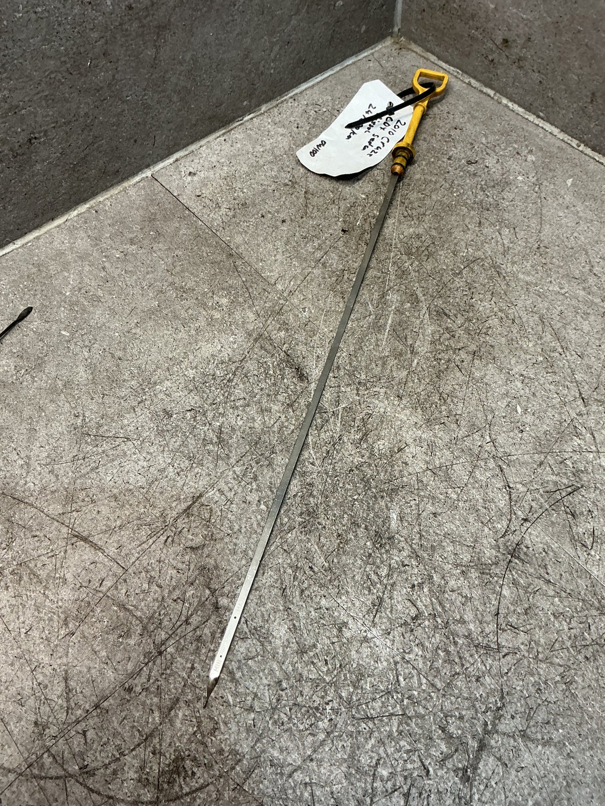2010 Holden Cruze - Engine Oil Dipstick - (TAG18545)