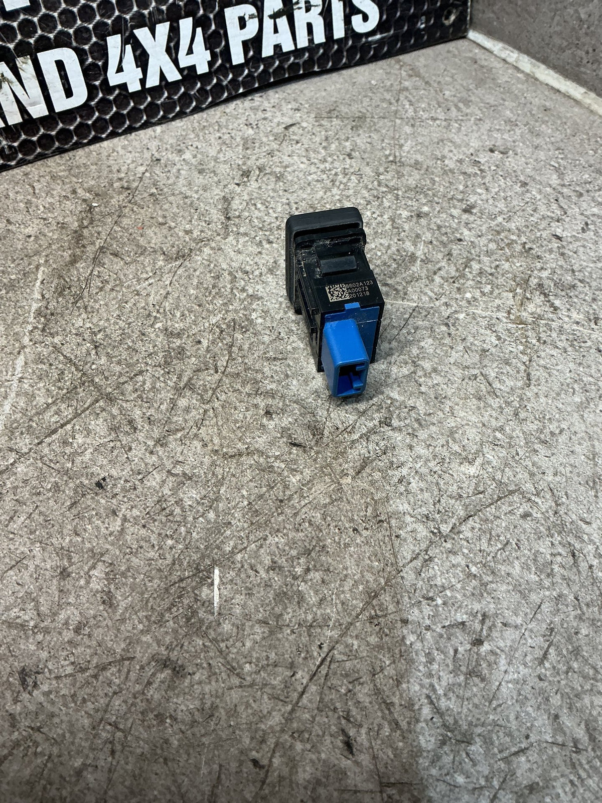 2021 Mitsubishi Outlander GF8- Traction Control Switch- (TAG16908)