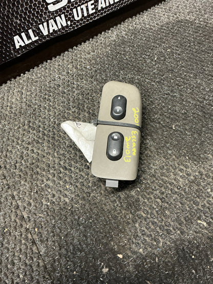 2001 Ford Escape 2W013- Right Rear Window Switch- (TAG9956)