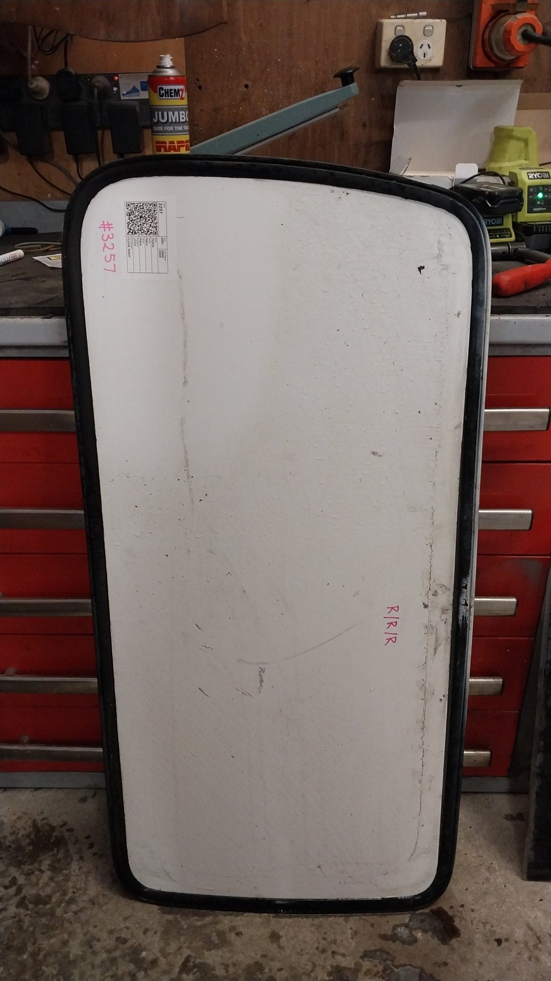 2000-2005 Toyota Hiace IV H100- Right Rear Cargo Glass- (TAG3257)