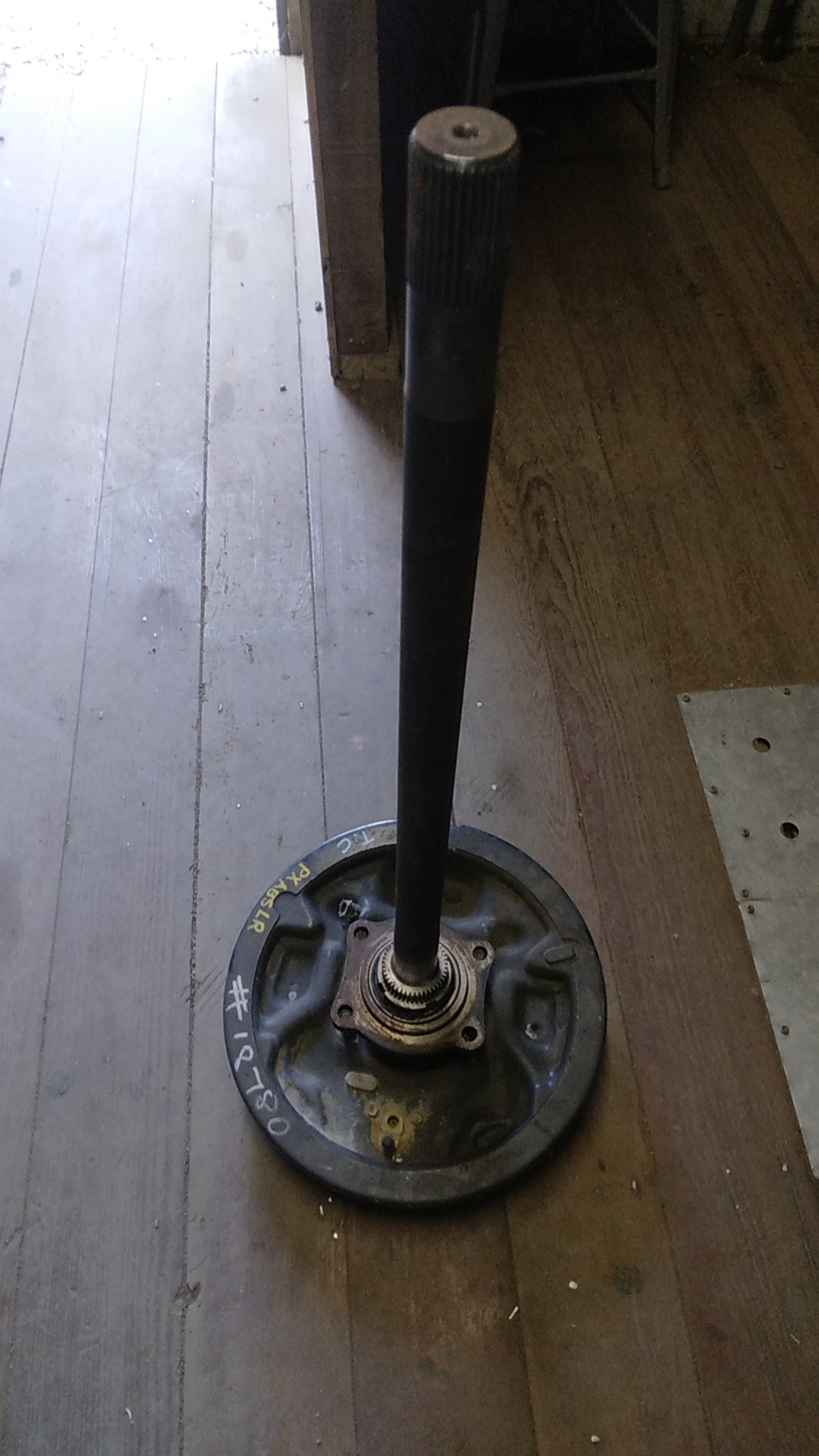 2011-2015 Ford Ranger M1F5- Left Rear ABS Axle- (TAG3835)