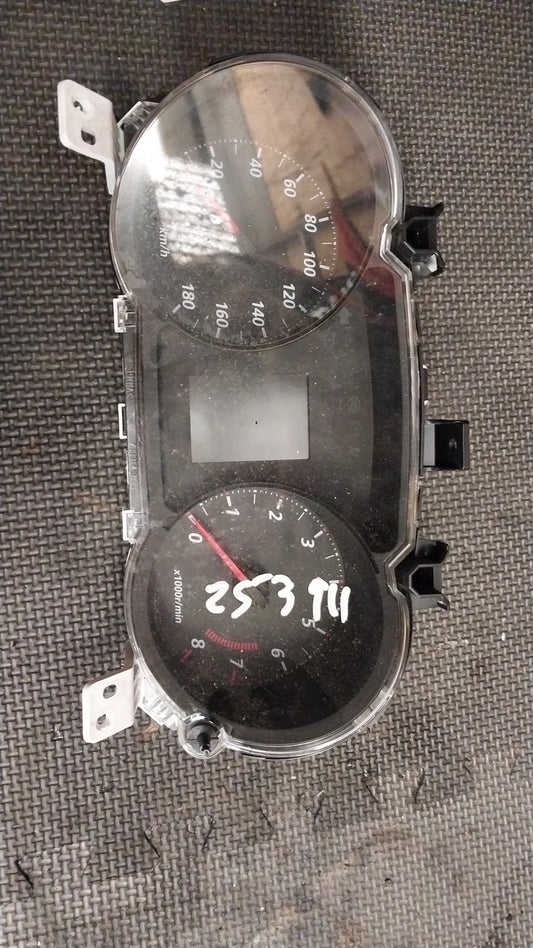 2009-2012 Mitsubishi Outlander II CW*W CW*W- Instrument Cluster- (TAG1581)