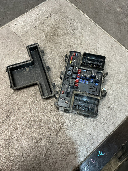 2016 Ford Ranger - Engine Fuse Box - (TAG18327)