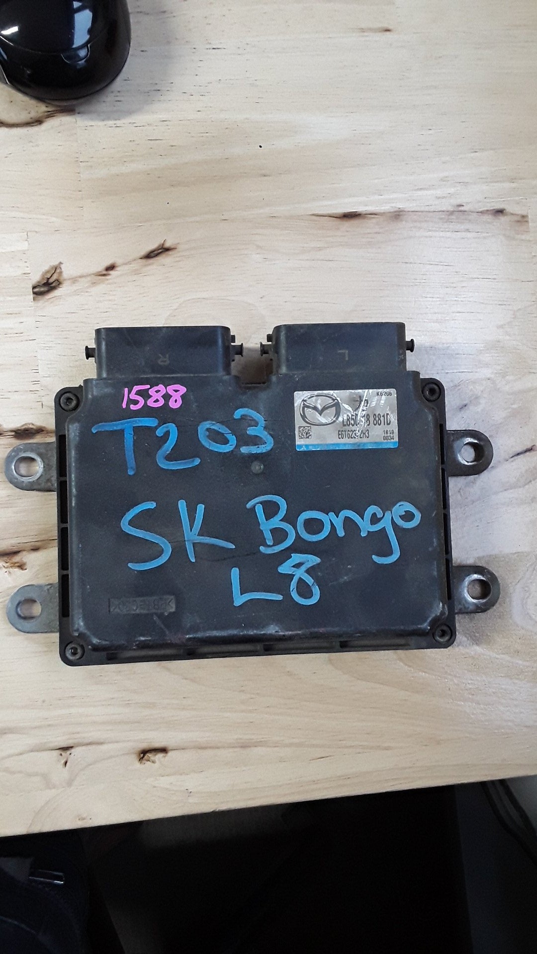 1999-2016 Mazda Bongo Van SK- ECU- (TAG1588)