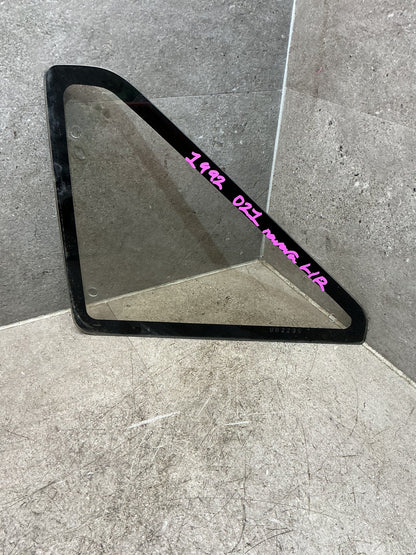 1992 Nissan Navara D21 - Left Rear Cargo Glass - (TAG18769)