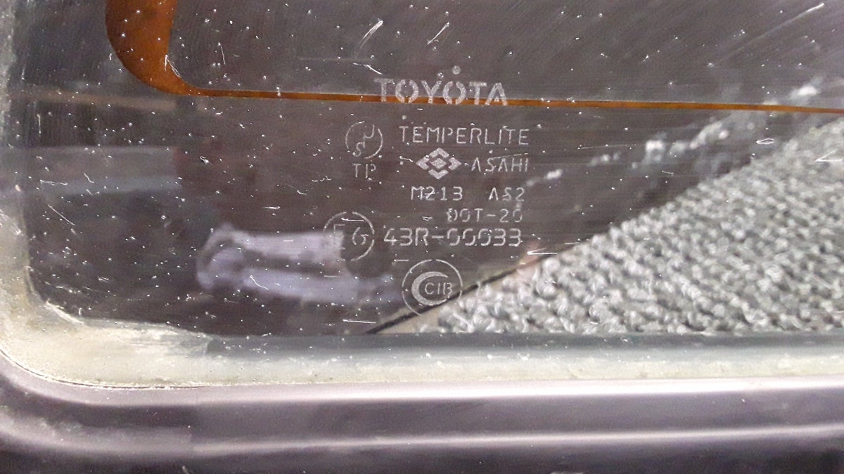 2001 Toyota Hilux VI N160- Rear Screen Window- (TAG6004) PN: M213 AS2