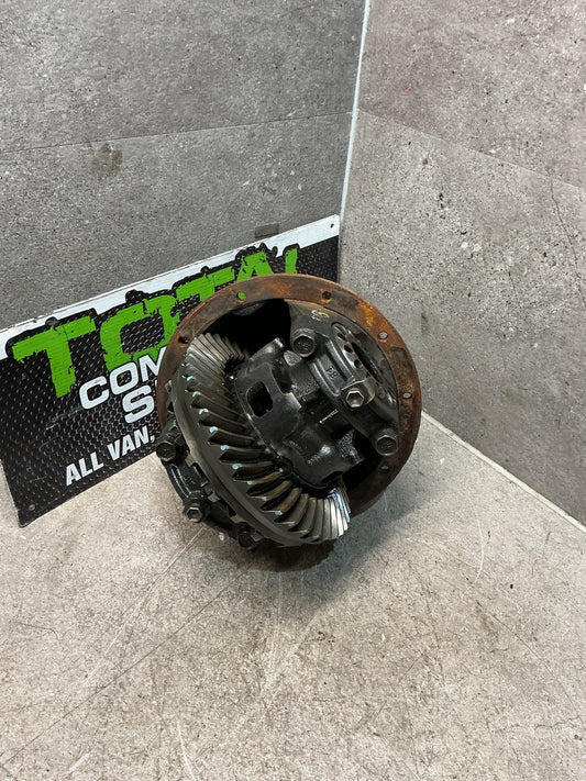 1993-1995 Toyota Hilux II N130- Rear Differential Head- (TAG16250)