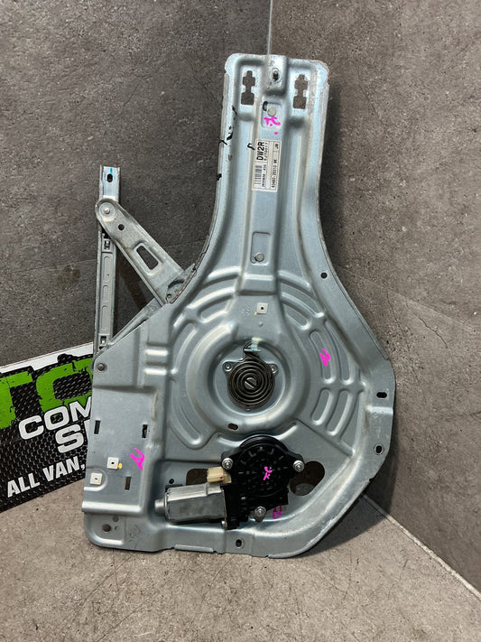 2010 Hyundai Tucson- Right Rear Window Regulator/Motor- (TAG17034)