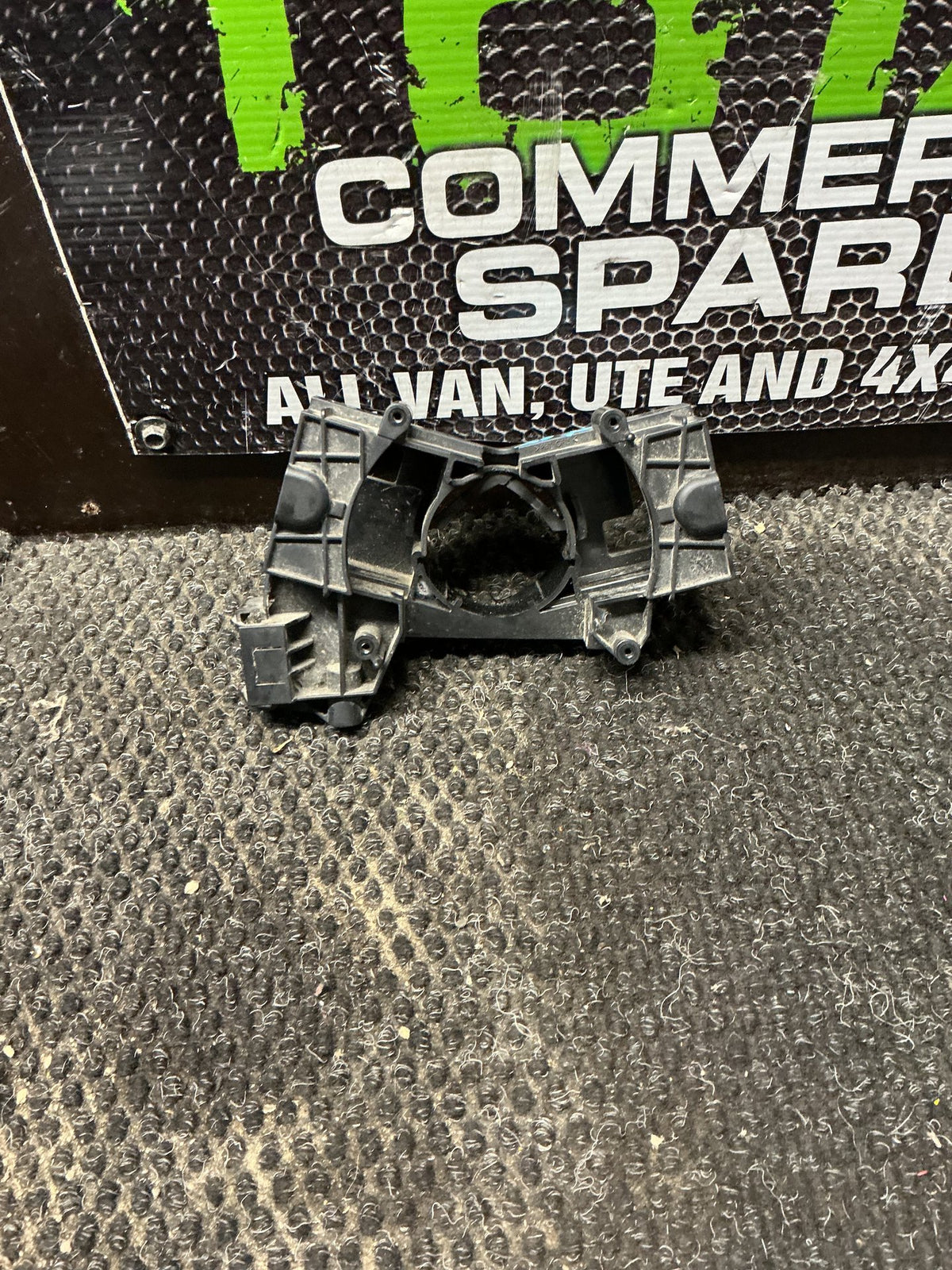 2012-2013 Holden Colorado RG- Combo Block Base- (TAG11563)