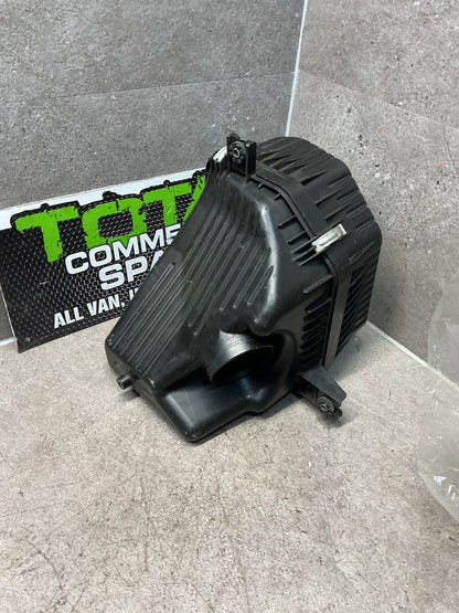 2011 Suzuki Grand Vitara- Air Cleaner Assembly EFI Air Box- (TAG14143)